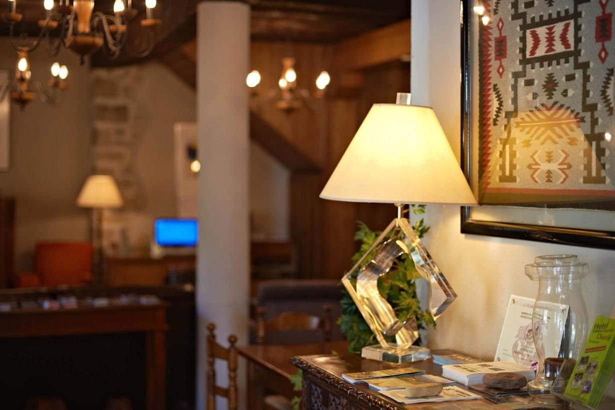 Hotel Charle Jaca Luaran gambar