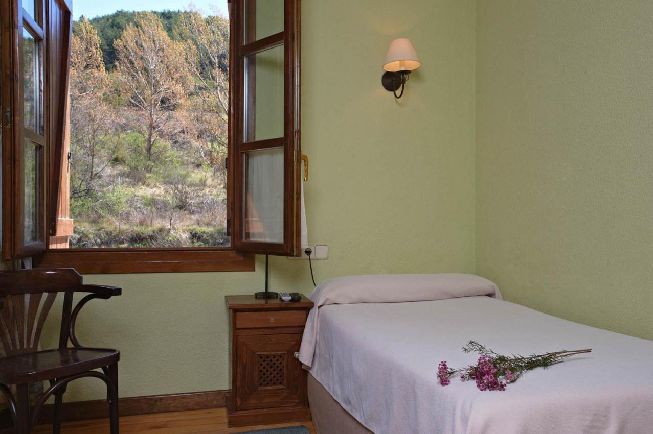 Hotel Charle Jaca Luaran gambar